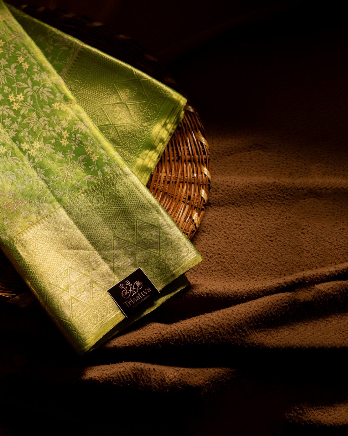 Verdant Aura - Handpicked Dharmavaram Silk Saree